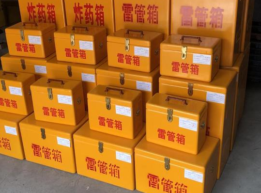 汶川玻璃钢雷管箱的使用寿命一般是多少？